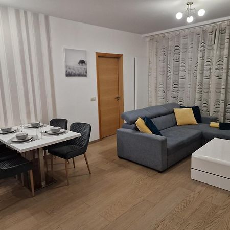 Stylish Panorama City Family Suite Bratislava Extérieur photo