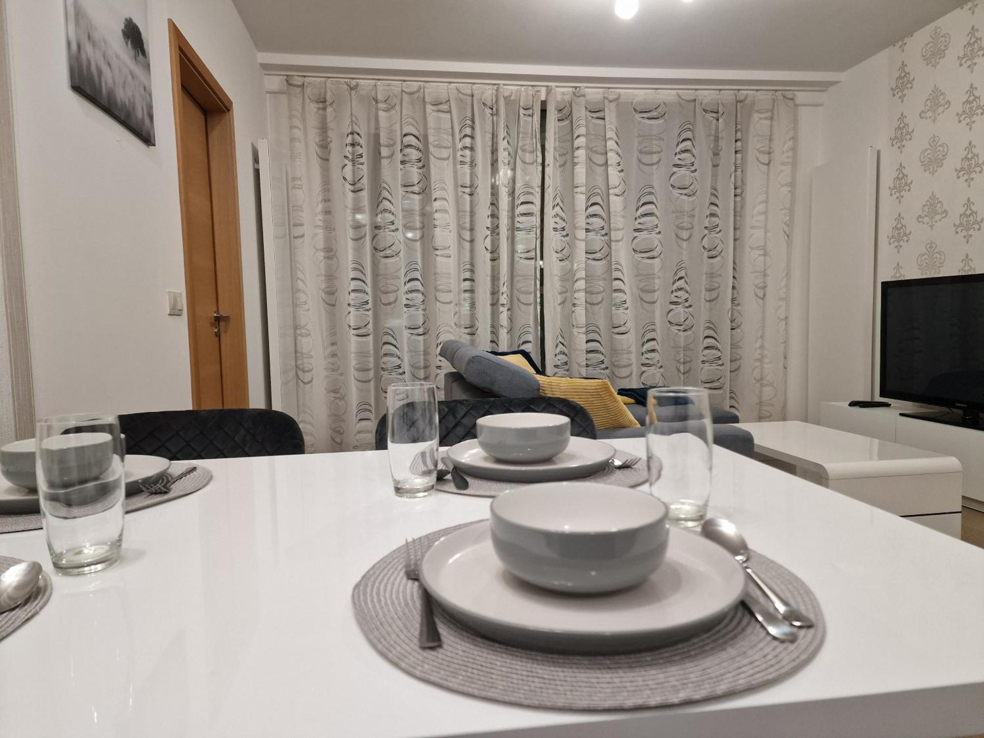 Stylish Panorama City Family Suite Bratislava Extérieur photo